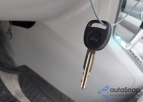 2009 Saturn Vue 4-Cyl Xe z USA, uszkodzony, nr VIN 3GSCL33P69S563112